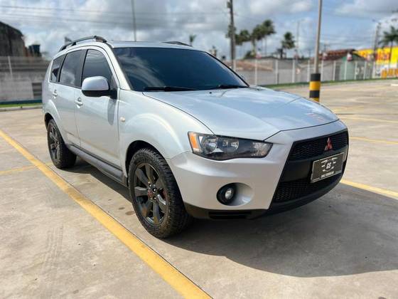 MITSUBISHI OUTLANDER 2.0 16V GASOLINA 4P AUTOMÁTICO
